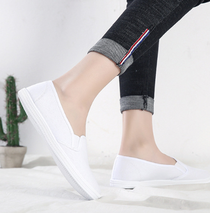 Women's Slip-On Low-Cut Canvas Sneakers (White)