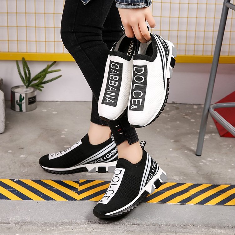 Breathable Flyknit Round Toe Women's Casual Sneakers