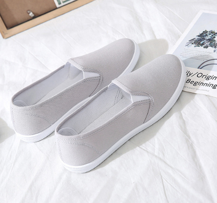 Women's Slip-On Low-Cut Canvas Sneakers (White)