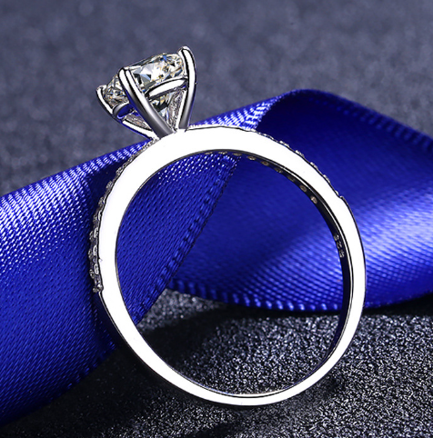 S925 Sterling Silver Gold Ring with 1 Carat Moissanite