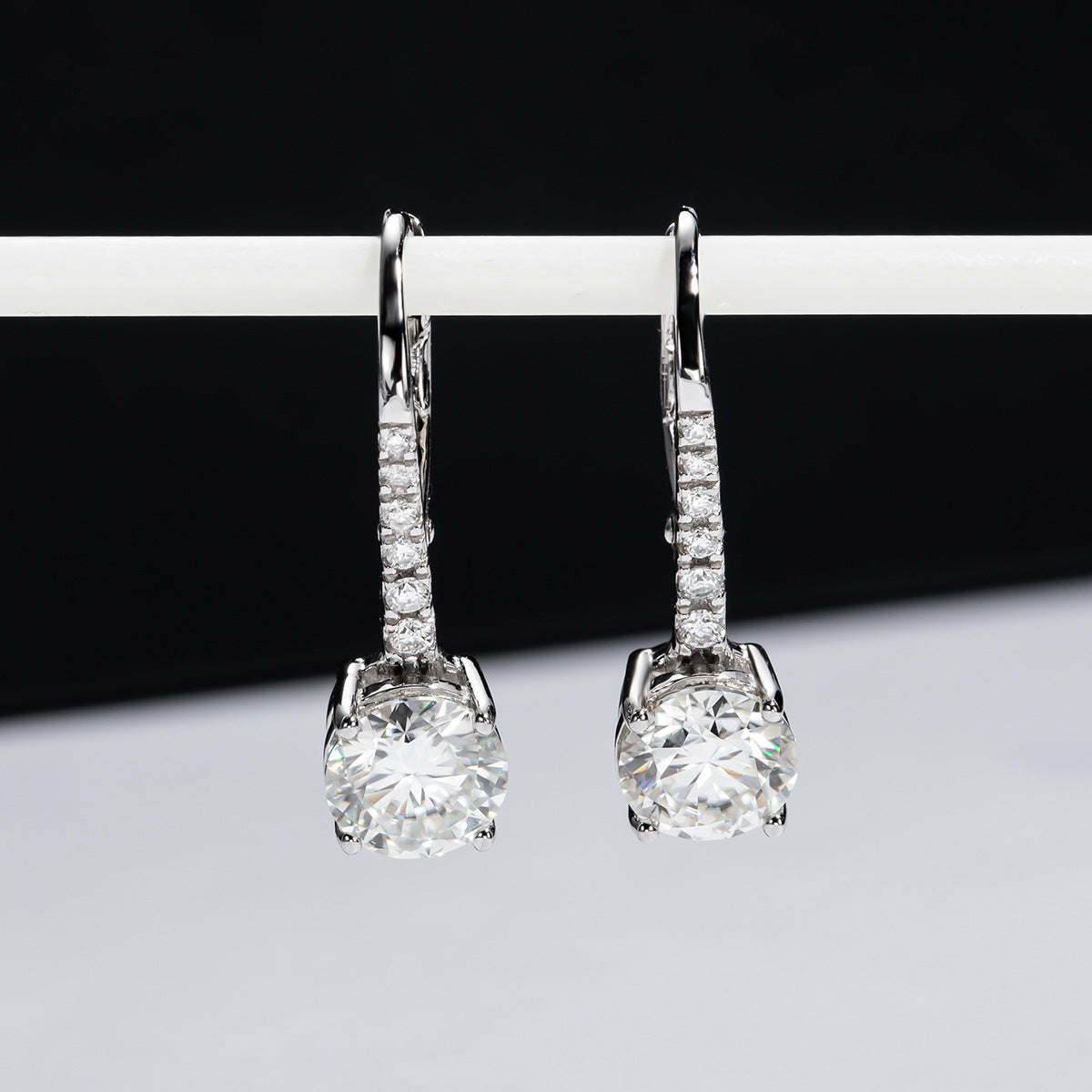 S925 Silver Earrings with 1 Carat Moissanite Stone