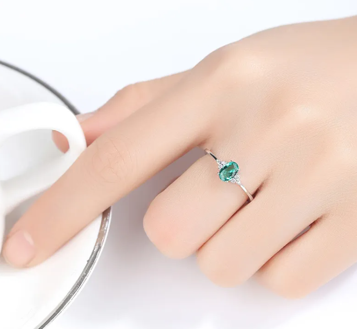 Ladies Sterling Silver Ring
