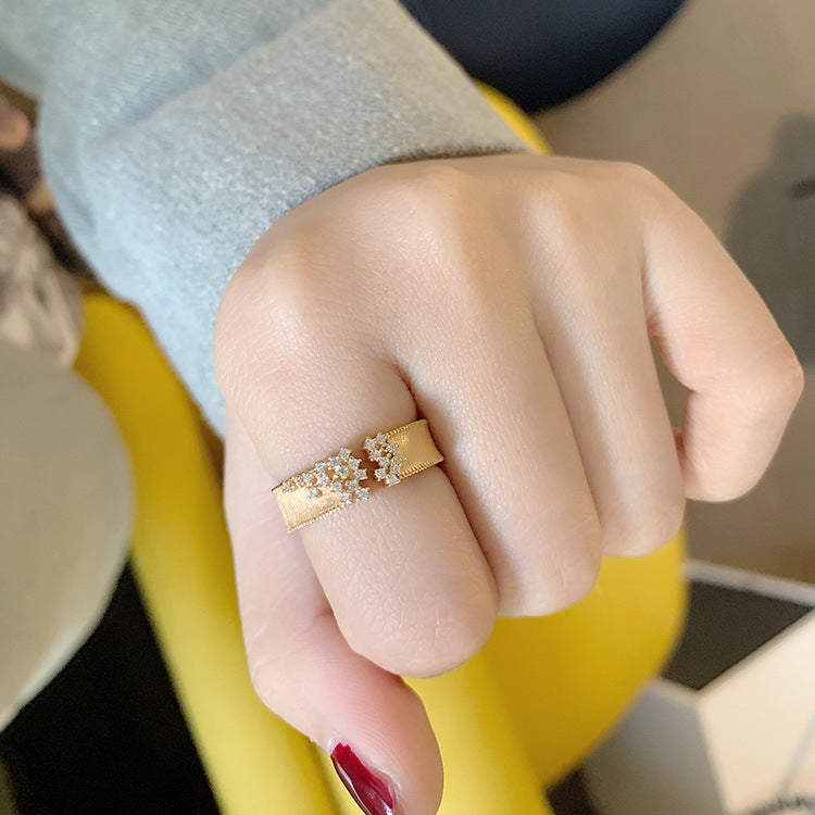 Fashionable Versatile Simple Women's Ring